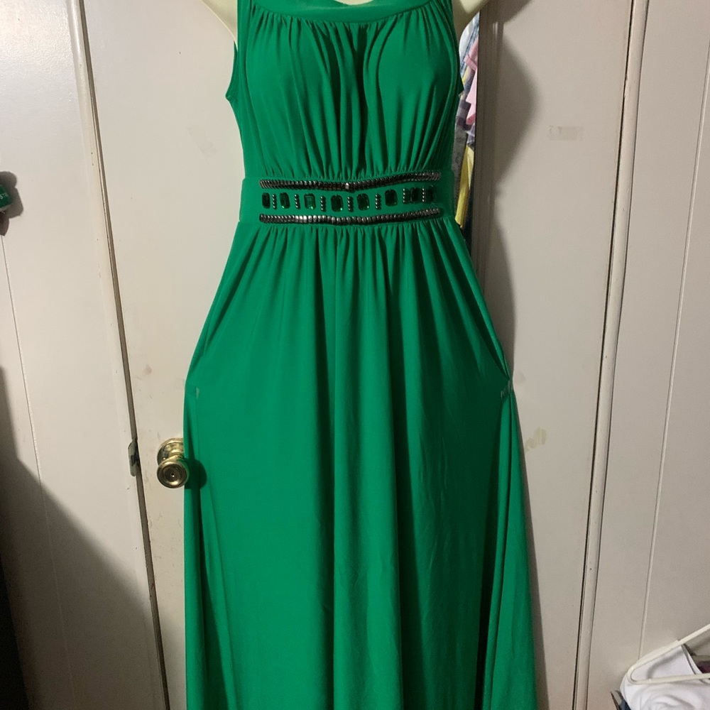 Elegant Green Maxi Dress